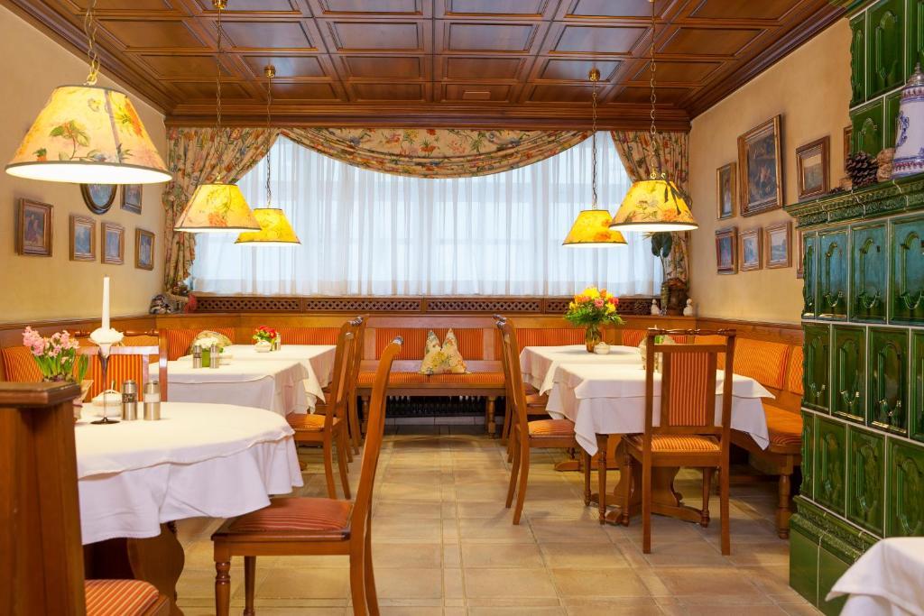 Hotel Wilder Mann Königstein in der Oberpfalz Extérieur photo